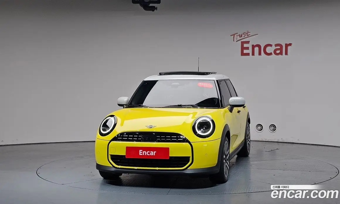 Mini Cooper 2025 2.0 автомат (гидро), фото 2 Mini Cooper 2025 2.0 автомат (гидро), фото 2