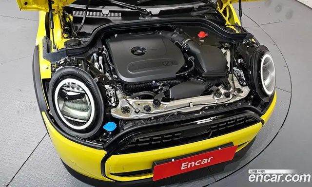 Mini Cooper 2025 2.0 автомат (гидро), миниатюра 5 Mini Cooper 2025 2.0 автомат (гидро), миниатюра 5