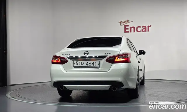 Nissan Altima 2018 2.5 автомат (гидро), миниатюра 4