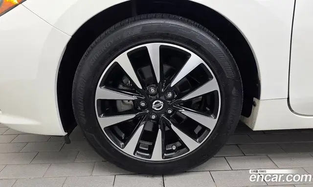 Nissan Altima 2018 2.5 автомат (гидро), миниатюра 5