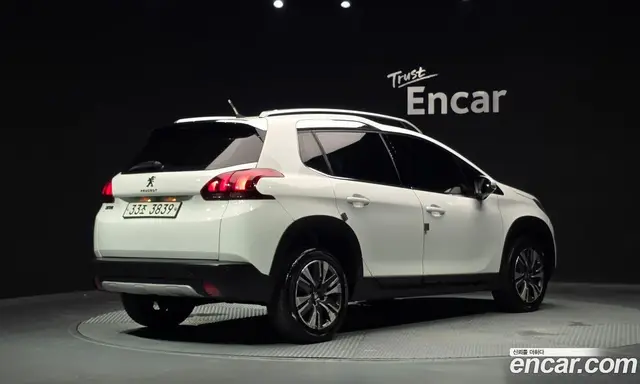 Peugeot 2008 2018 1.6 автомат (гидро), миниатюра 2