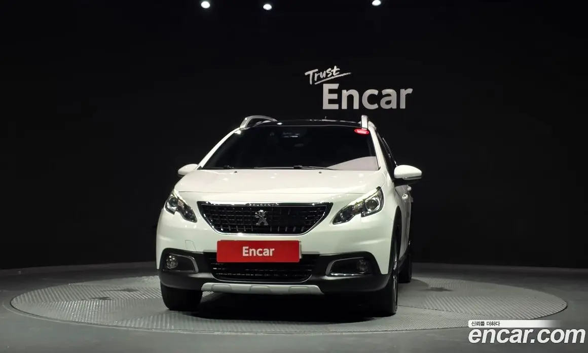 Peugeot 2008 2018 1.6 автомат (гидро), фото 3