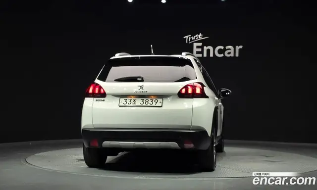 Peugeot 2008 2018 1.6 автомат (гидро), миниатюра 4