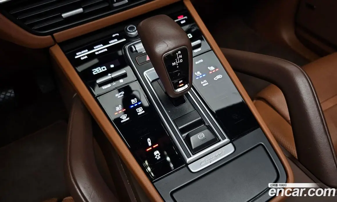 Porsche Cayenne 2023 3.0 автомат (гидро), фото 11