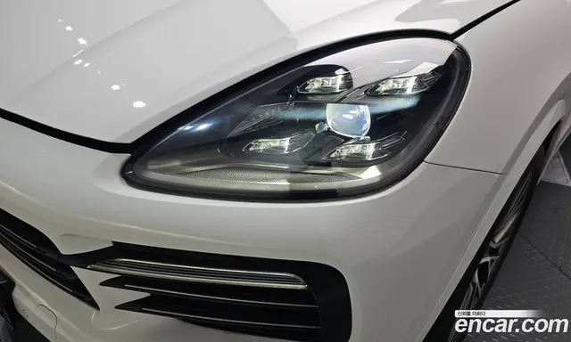 Porsche Cayenne 2023 3.0 автомат (гидро), миниатюра 7