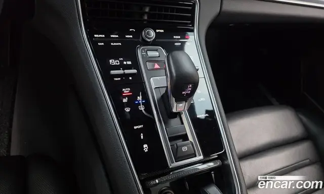Porsche Panamera 2018 2.9 автомат (гидро), миниатюра 11