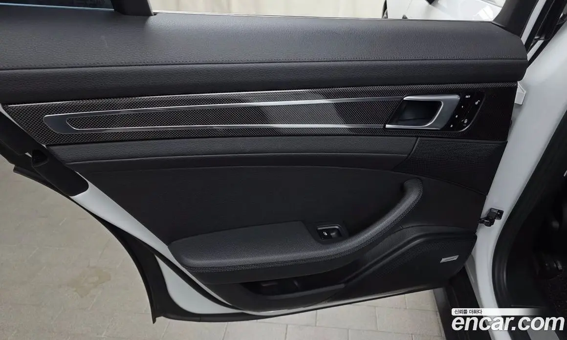 Porsche Panamera 2018 2.9 автомат (гидро), фото 14