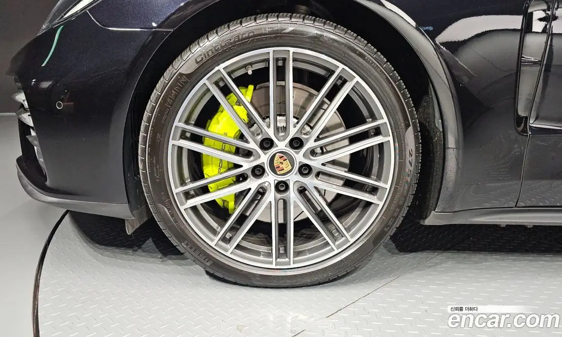 Porsche Panamera 2023 2.9 автомат (гидро), фото 5