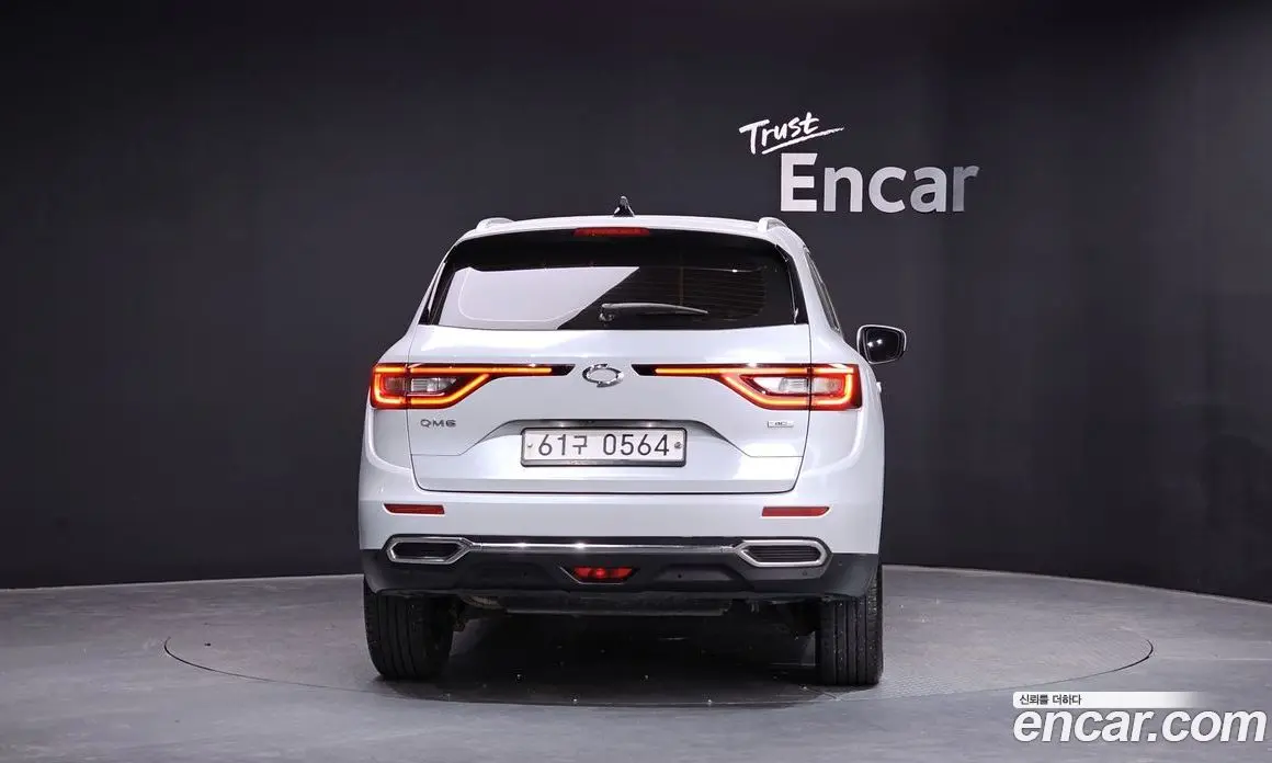 Renault (Samsung) QM6 2016 2.0 автомат (гидро), фото 4 Renault (Samsung) QM6 2016 2.0 автомат (гидро), фото 4