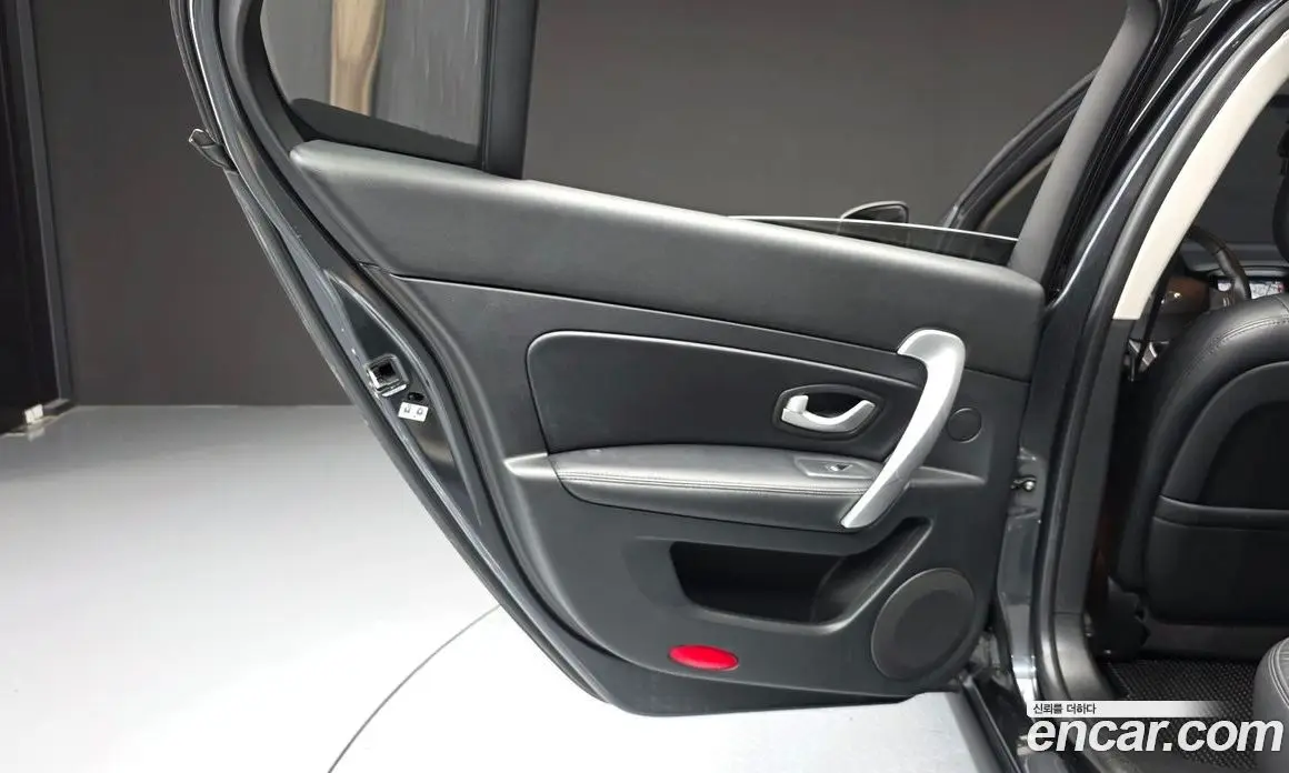 Renault (Samsung) SM5 2012 2.0 автомат (гидро), фото 15 Renault (Samsung) SM5 2012 2.0 автомат (гидро), фото 15