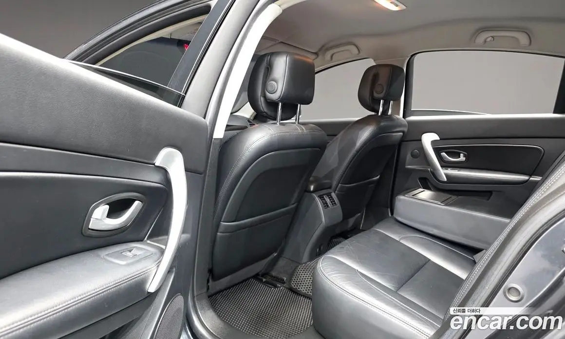 Renault (Samsung) SM5 2012 2.0 автомат (гидро), фото 17 Renault (Samsung) SM5 2012 2.0 автомат (гидро), фото 17
