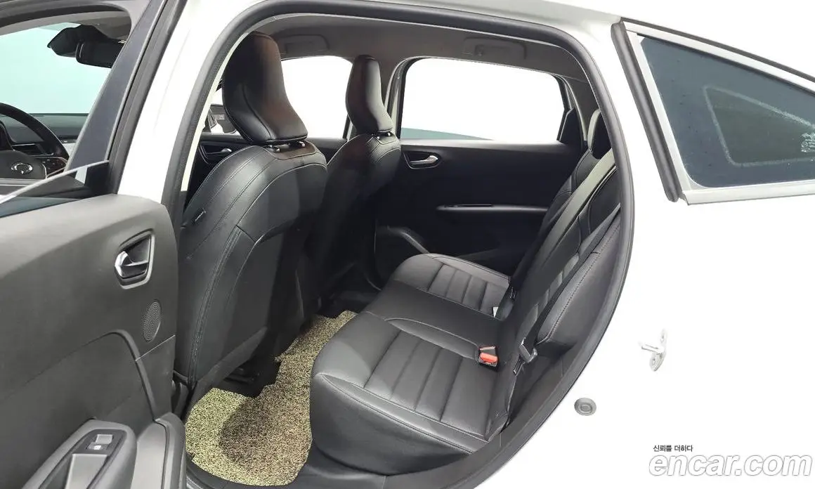 Renault (Samsung) XM3 2023 1.6 автомат (гидро), фото 16 Renault (Samsung) XM3 2023 1.6 автомат (гидро), фото 16