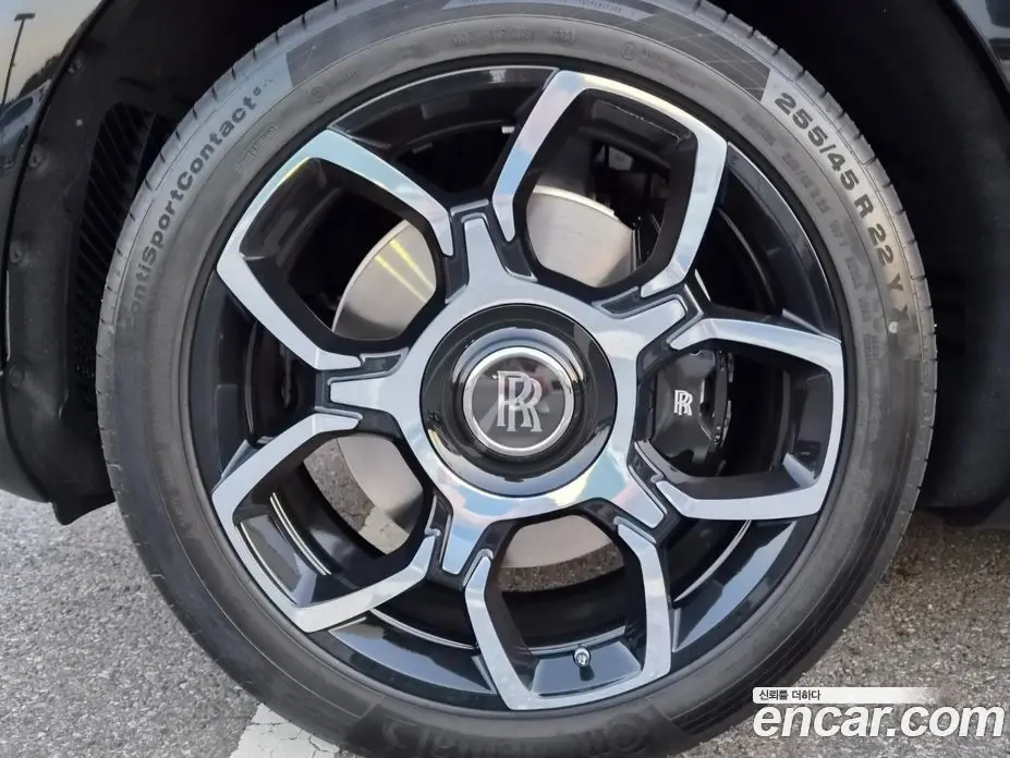 Rolls-Royce Cullinan 2024 6.7 автомат (гидро), фото 6 Rolls-Royce Cullinan 2024 6.7 автомат (гидро), фото 6