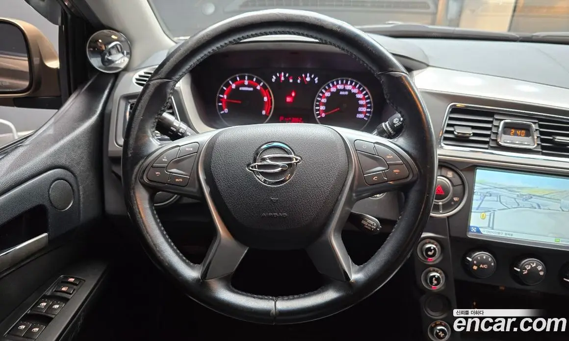 SsangYong Korando 2016 2.0 автомат (гидро), фото 18