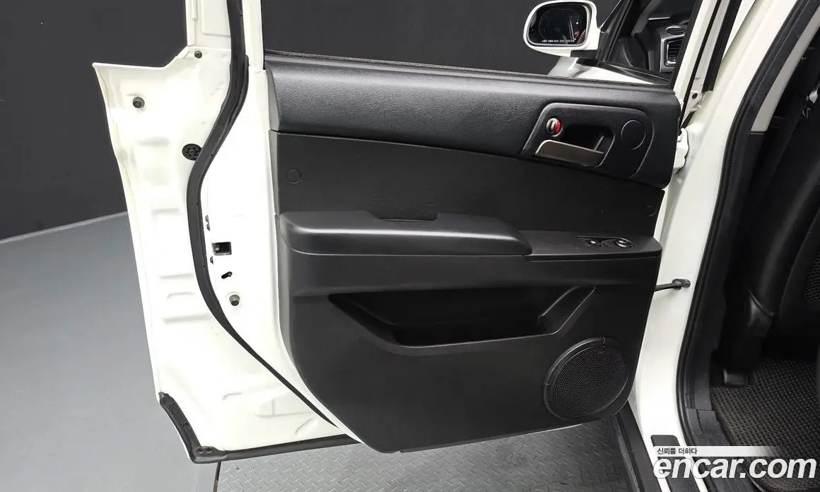 SsangYong Korando 2017 2.2 автомат (гидро), фото 14