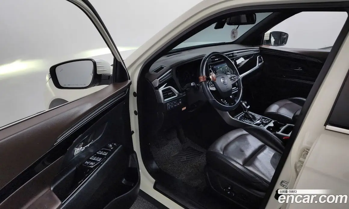 SsangYong Korando 2019 1.6 автомат (гидро), фото 13