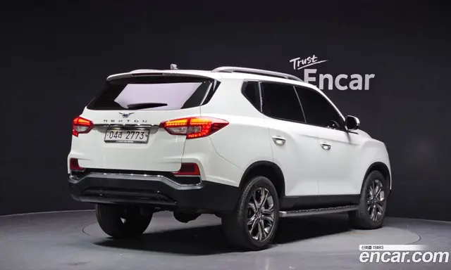 SsangYong Rexton 2017 2.2 автомат (гидро), миниатюра 2 SsangYong Rexton 2017 2.2 автомат (гидро), миниатюра 2