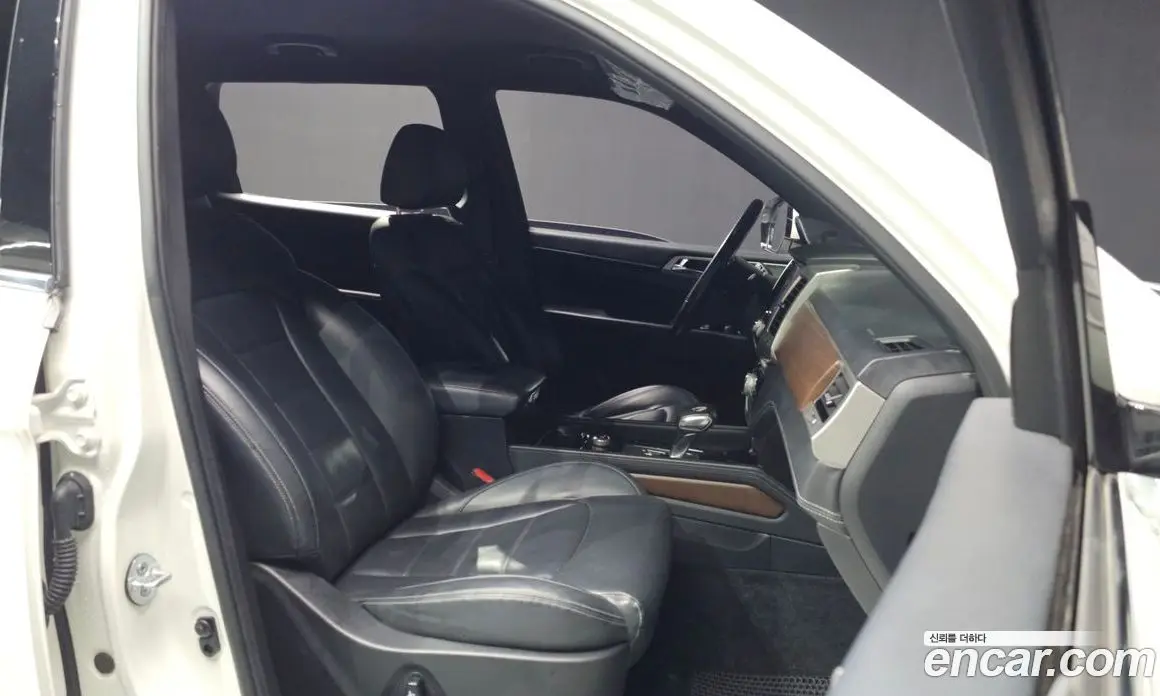 SsangYong Rexton 2017 2.2 автомат (гидро), фото 17 SsangYong Rexton 2017 2.2 автомат (гидро), фото 17