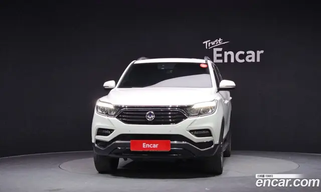 SsangYong Rexton 2017 2.2 автомат (гидро), миниатюра 3 SsangYong Rexton 2017 2.2 автомат (гидро), миниатюра 3