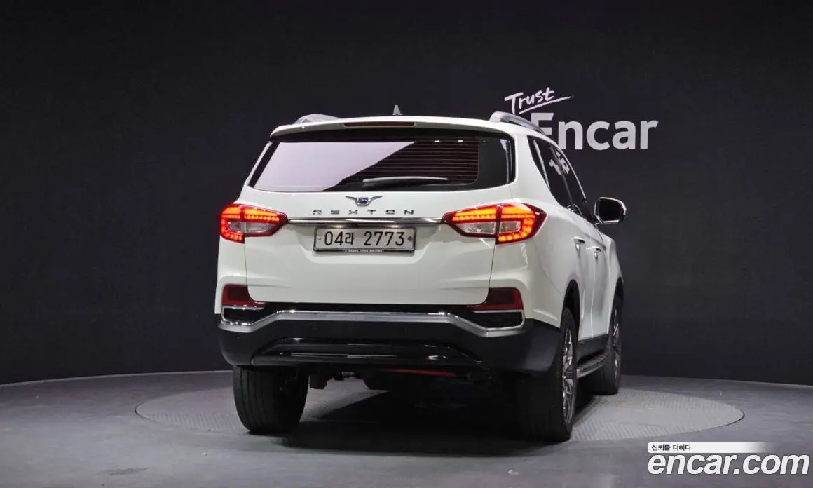 SsangYong Rexton 2017 2.2 автомат (гидро), фото 4 SsangYong Rexton 2017 2.2 автомат (гидро), фото 4