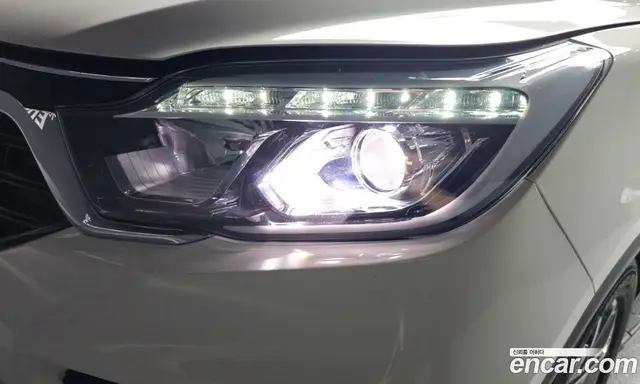 SsangYong Rexton 2017 2.2 автомат (гидро), миниатюра 8 SsangYong Rexton 2017 2.2 автомат (гидро), миниатюра 8