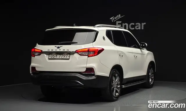 SsangYong Rexton 2018 2.2 автомат (гидро), миниатюра 2 SsangYong Rexton 2018 2.2 автомат (гидро), миниатюра 2