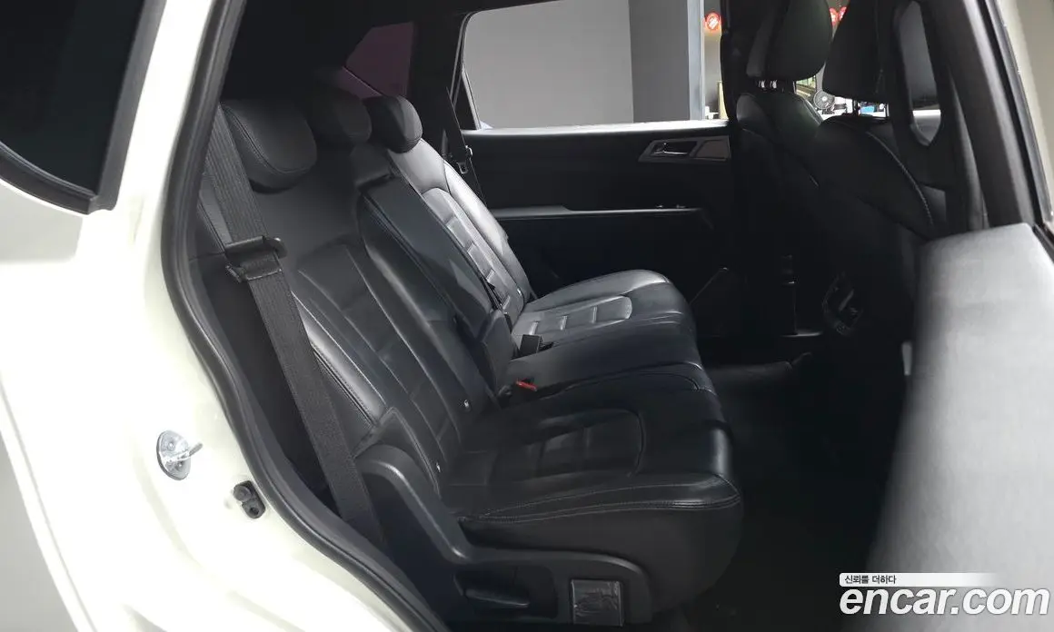 SsangYong Rexton 2018 2.2 автомат (гидро), фото 18 SsangYong Rexton 2018 2.2 автомат (гидро), фото 18