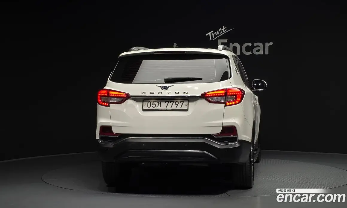 SsangYong Rexton 2018 2.2 автомат (гидро), фото 4 SsangYong Rexton 2018 2.2 автомат (гидро), фото 4