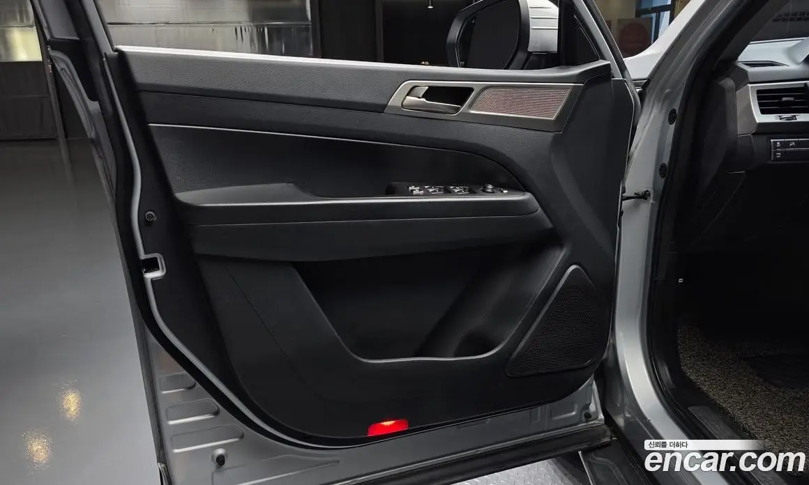 SsangYong Rexton 2018 2.2 автомат (гидро), фото 14