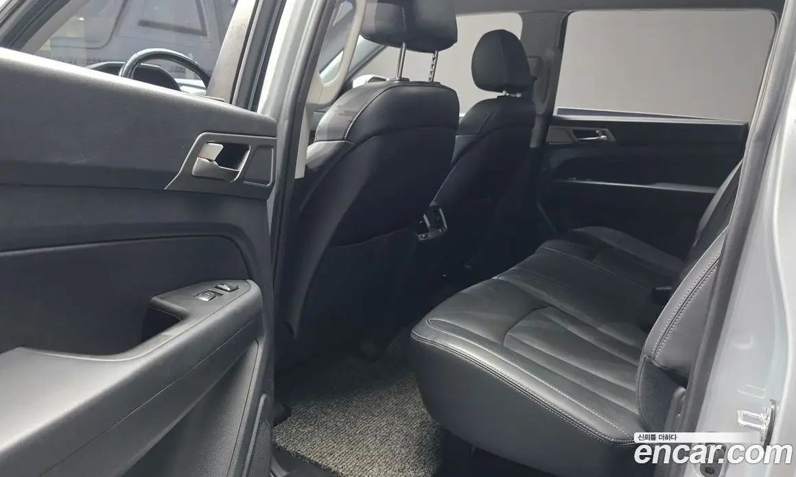 SsangYong Rexton 2018 2.2 автомат (гидро), фото 18