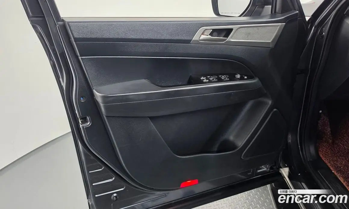 SsangYong Rexton 2018 2.2 автомат (гидро), фото 14
