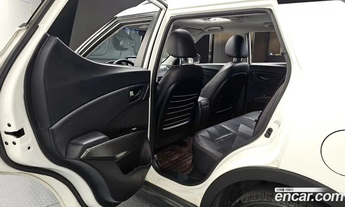 SsangYong TIBOLI 2016 1.6 автомат (гидро), фото 18 SsangYong TIBOLI 2016 1.6 автомат (гидро), фото 18