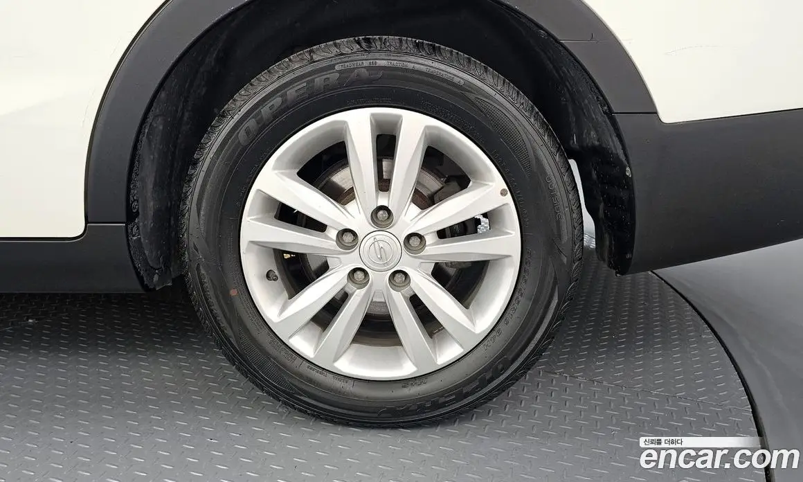 SsangYong TIBOLI 2016 1.6 автомат (гидро), фото 7 SsangYong TIBOLI 2016 1.6 автомат (гидро), фото 7