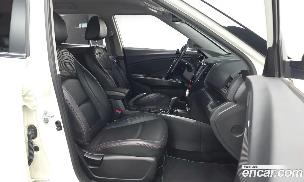 SsangYong TIBOLI 2016 1.6 автомат (гидро), фото 11