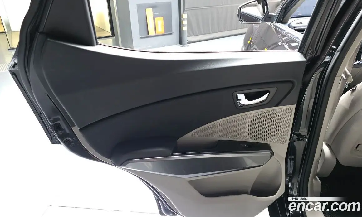 SsangYong TIBOLI 2019 1.5 автомат (гидро), фото 15