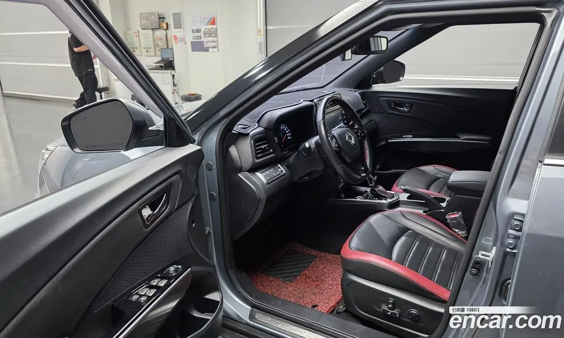 SsangYong TIBOLI 2019 1.6 автомат (гидро), фото 13