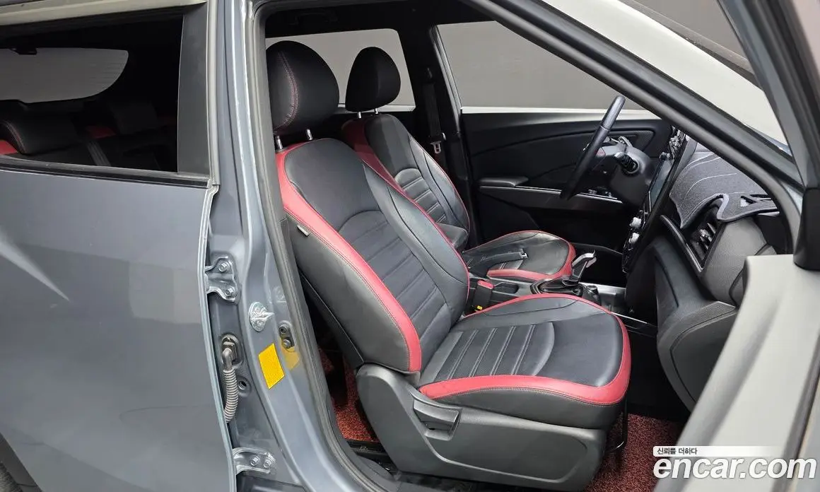 SsangYong TIBOLI 2019 1.6 автомат (гидро), фото 16