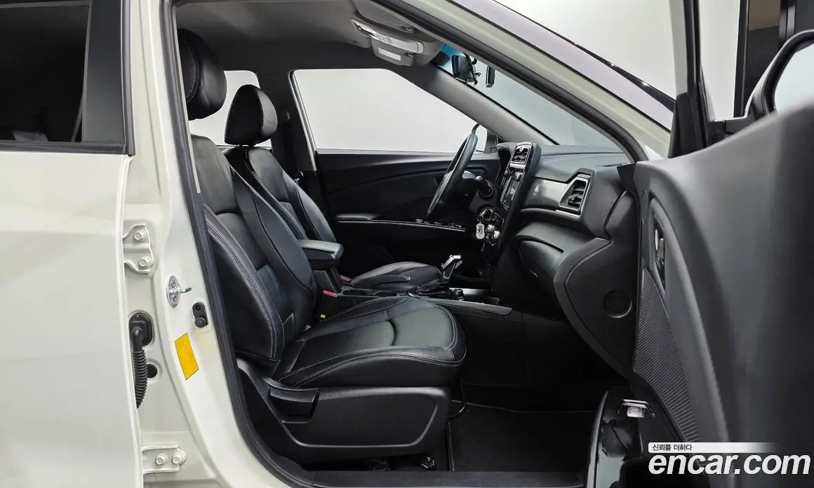SsangYong TIBOLI 2020 1.5 автомат (гидро), фото 15