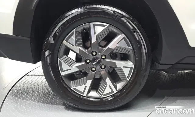 SsangYong Torres 2025 0.2 автомат (гидро), миниатюра 5 SsangYong Torres 2025 0.2 автомат (гидро), миниатюра 5