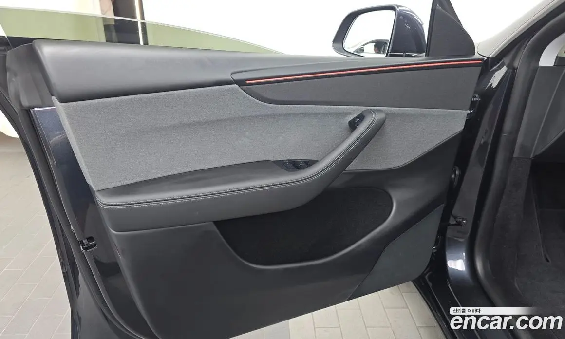 Tesla Model Y 2025 0.2 автомат (гидро), фото 14 Tesla Model Y 2025 0.2 автомат (гидро), фото 14