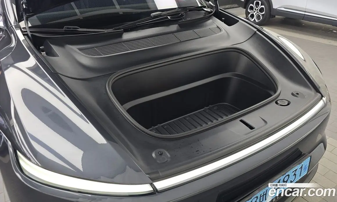 Tesla Model Y 2025 0.2 автомат (гидро), фото 6 Tesla Model Y 2025 0.2 автомат (гидро), фото 6