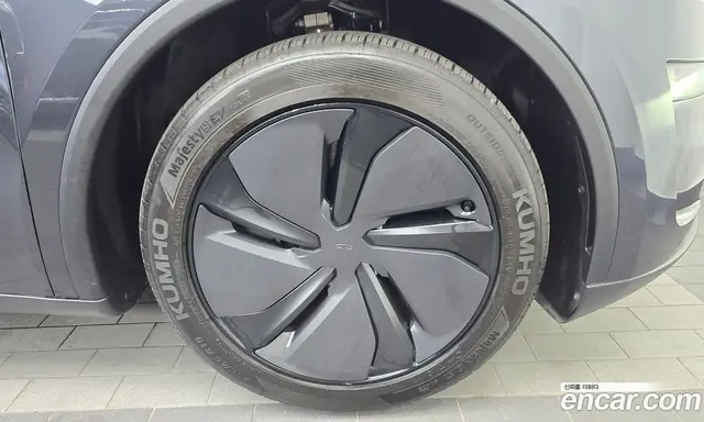 Tesla Model Y 2025 0.2 автомат (гидро), миниатюра 7 Tesla Model Y 2025 0.2 автомат (гидро), миниатюра 7