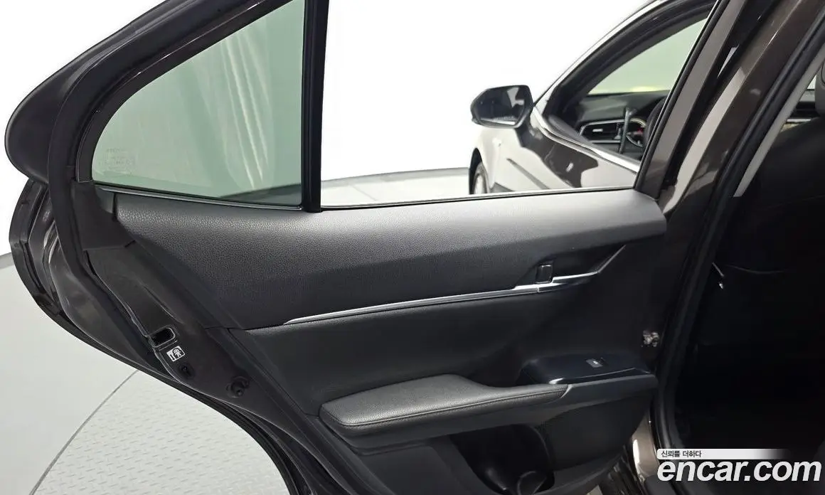 Toyota Camry 2019 2.5 автомат (гидро), фото 15 Toyota Camry 2019 2.5 автомат (гидро), фото 15