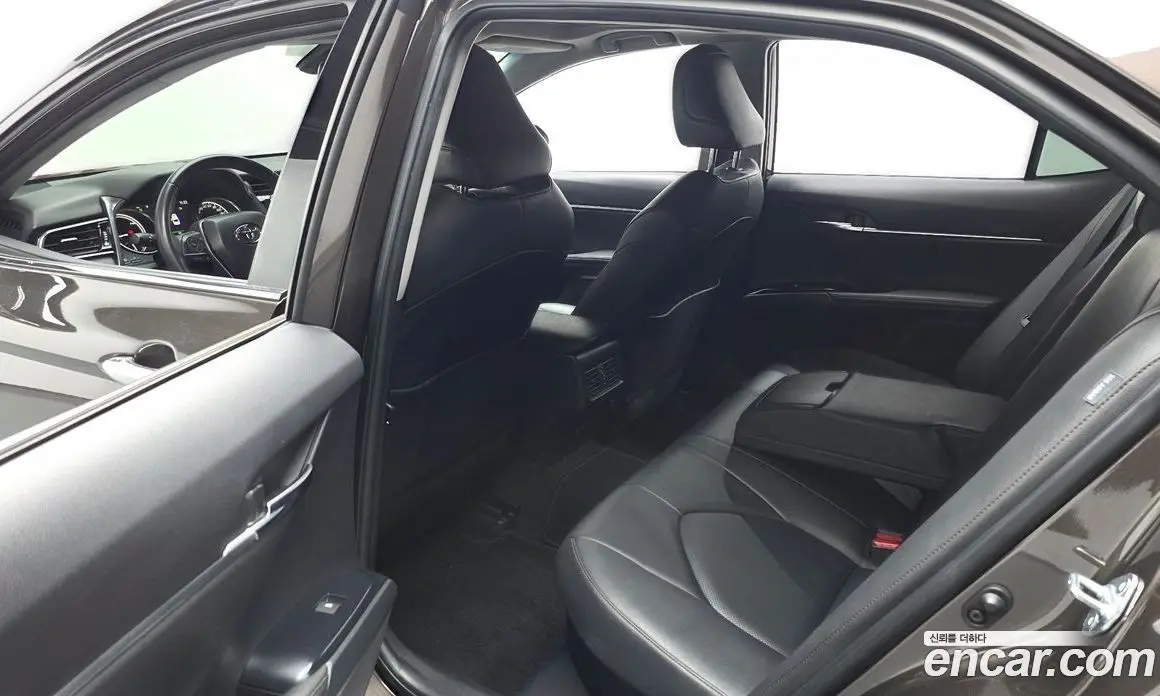 Toyota Camry 2019 2.5 автомат (гидро), фото 18 Toyota Camry 2019 2.5 автомат (гидро), фото 18