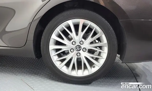 Toyota Camry 2019 2.5 автомат (гидро), миниатюра 7 Toyota Camry 2019 2.5 автомат (гидро), миниатюра 7