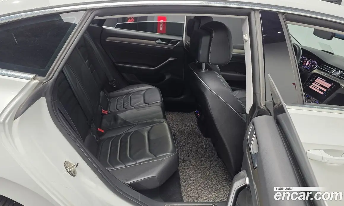 Volkswagen Arteon 2020 2.0 автомат (гидро), фото 18 Volkswagen Arteon 2020 2.0 автомат (гидро), фото 18
