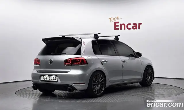 Volkswagen Golf 2011 2.0 автомат (гидро), миниатюра 2