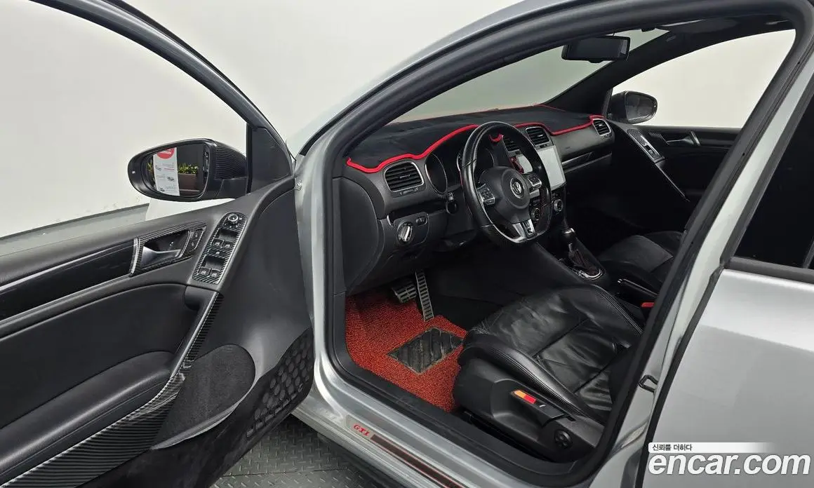 Volkswagen Golf 2011 2.0 автомат (гидро), фото 11
