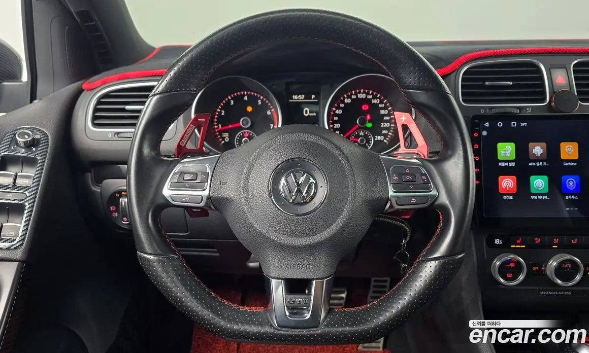 Volkswagen Golf 2011 2.0 автомат (гидро), фото 13