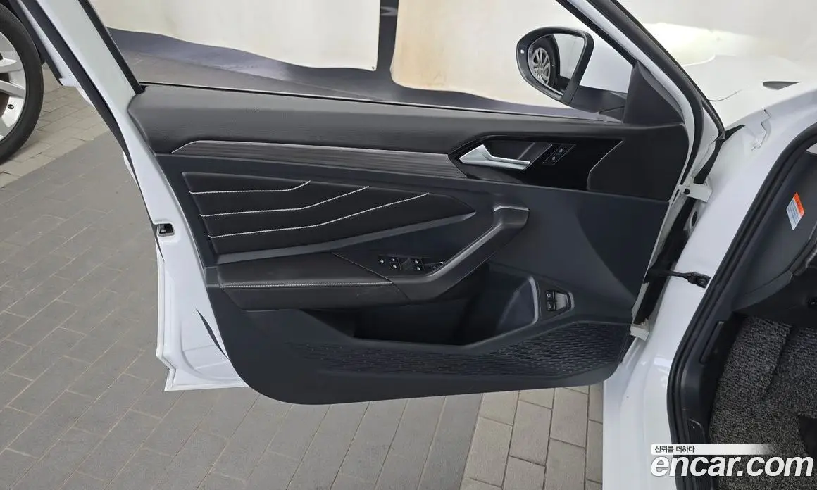 Volkswagen Jetta 2023 1.5 автомат (гидро), фото 14 Volkswagen Jetta 2023 1.5 автомат (гидро), фото 14